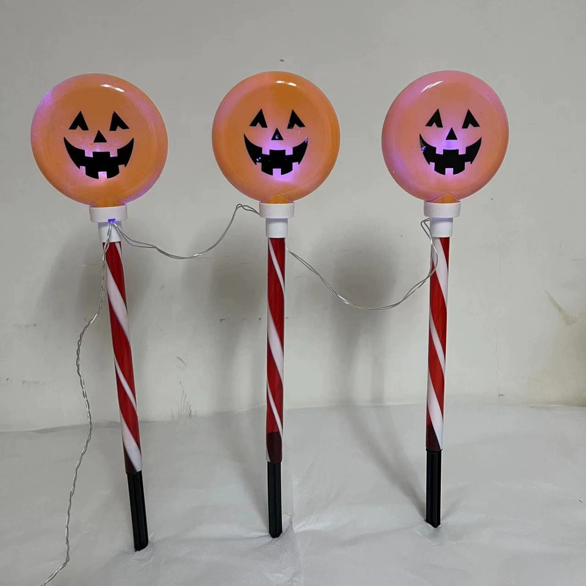 Buy cheap Christmas decorative lights, LED battery-powered lights, round smiling faces, outdoor garden scene setup, decoration, stand from wholesalers