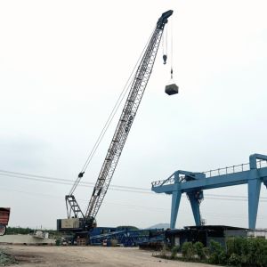Buy cheap 20T Floating Barge Crane from wholesalers