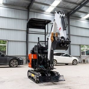 Buy cheap Multipurpose 1500kg Mini Backyard Excavator High Maneuverability from wholesalers