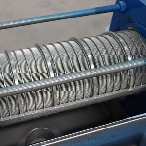 Buy cheap Continuous Operation Cow Manure Dewatering Machine Solid Liquid Separator from wholesalers