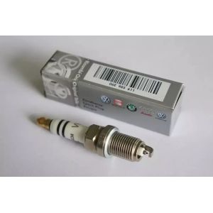 Buy cheap Audi Original A6 2.8L Car Engine Spark Plug , 06E905611 High Performance Spark Plugs product