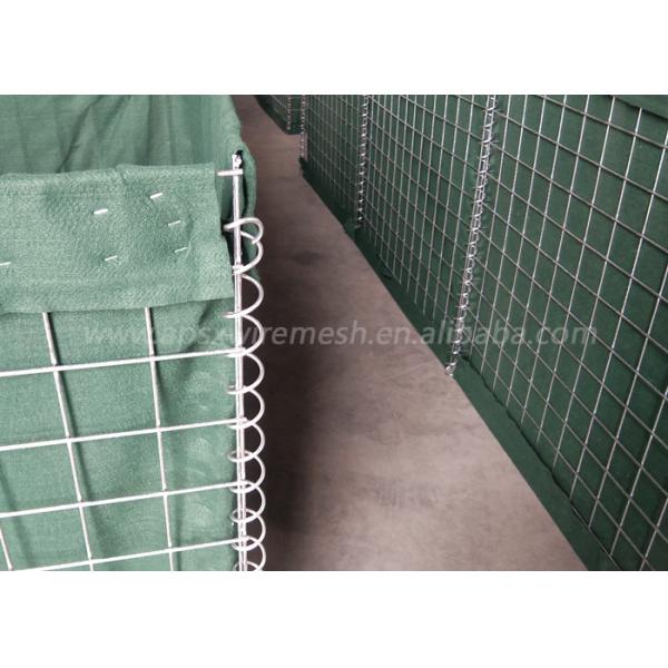 Quality H1.37m Retractable Safety Defensive Barrier Hot Dip Galvanized for sale