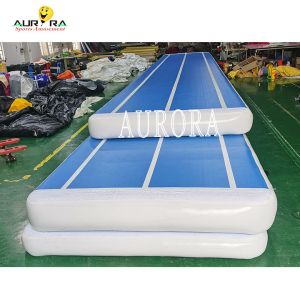 Custom Logo Yoga Inflatable Gymnastics Mat , Inflatable Air Track 20cm Thickness