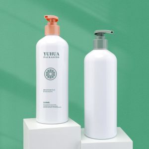 Buy cheap Clear 550ML Cosmetic Plastic Packaging Bottles Silk Screen Printing from wholesalers