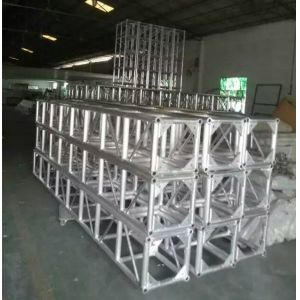 China Wholesale Outdoor Performance  Aluminum Alloy Screw Type Lighting Truss on sale
