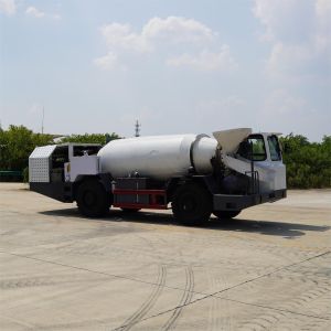 Underground Coal Mining Trackless Rubber Wheel Car Wc4bj Concrete Mixer