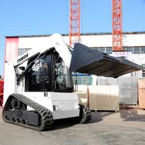 Buy cheap All Terrain Skid Steer Loader With Cummins B3.3 Engine Easy To Maneuver from wholesalers