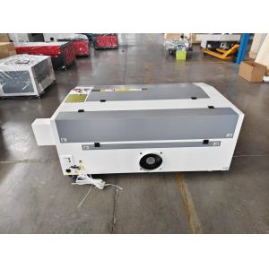2025 New Design High Efficiency 6090 CO2 Laser Cutting Machine for Cloth &