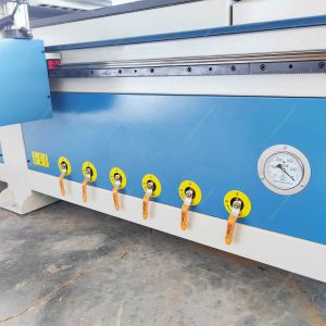 Versatile 3 Axis CNC Engraving and Milling Machine with Taiwan Hiwin Square