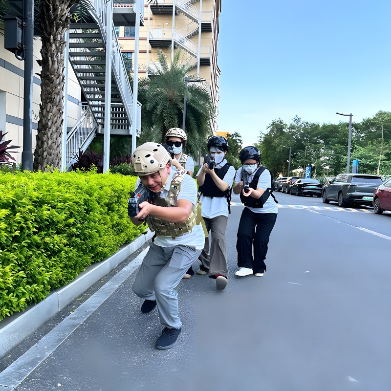 Buy cheap Commercial Wireless Laser Tag Equipment with Vibration Vest for Indoor and Outdoor Use and 24 Months Warranty from wholesalers