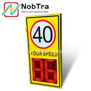 Pole Or Trailer Mount Solar Powered Radar Speed Signs with W Waveform Detects