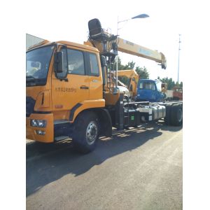 Buy cheap 12 Ton Transportation Telescopic boom crane truck / Truck Mounted Crane from wholesalers