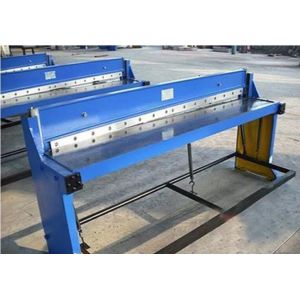 Buy cheap Hydraulic Swing Beam Metal Manual Shearing Machine With Flexible Operating from wholesalers