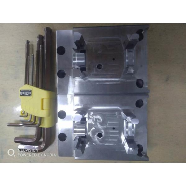 Complicated Spark Eroded Small Injection Molded Plastic Parts Surface Roughness