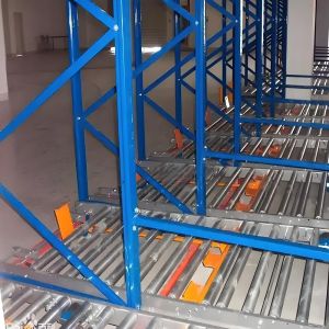 High Density Warehouse Gravity Racking System with Adjustable Rollers and