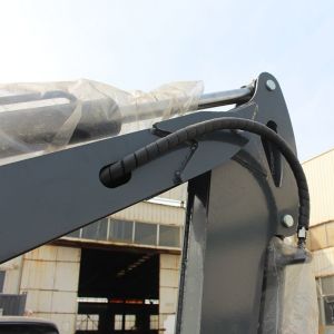 1.0T Chinese Small Excavator, New Type Cab, Low Noise Operation