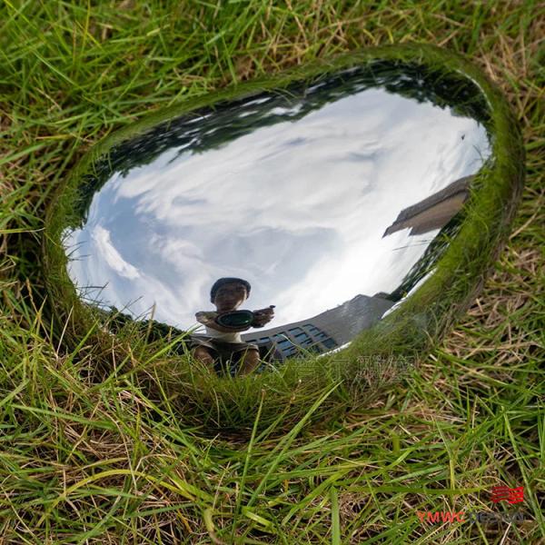 Stainless Steel Modern Style Art Furniture with Pebble Fountain and Mirror Surface