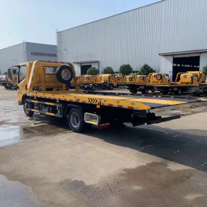 Buy cheap FAW Lightweight 4x2 Tow Trucks Wrecker Truck 4.2M 5 Tons for Road Rescue from wholesalers