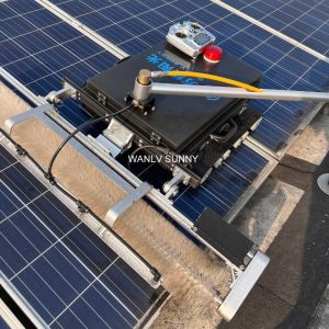 China Supported OEM Robot Solar Cleaner for Solar Panel Installers and Maintenance Service on sale
