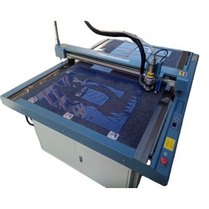 Apparel Garment Making All Aluminum Countertops Cutting Machine 1500*1200mm