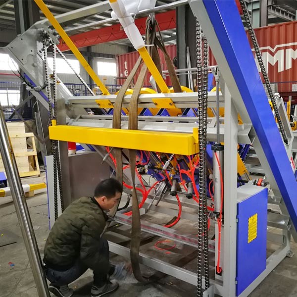 Quality 1000*1200 Mm Automatic EURO Wooden Pallet Tray Nailing Machine for sale