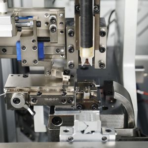 Automatic Grade Automatic Fakra Terminal Crimping Wire Harness Machine for