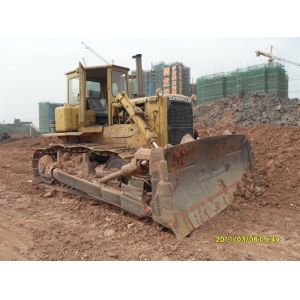 Buy cheap D7G used dozer D7h D7R D7T second hand dozer from wholesalers