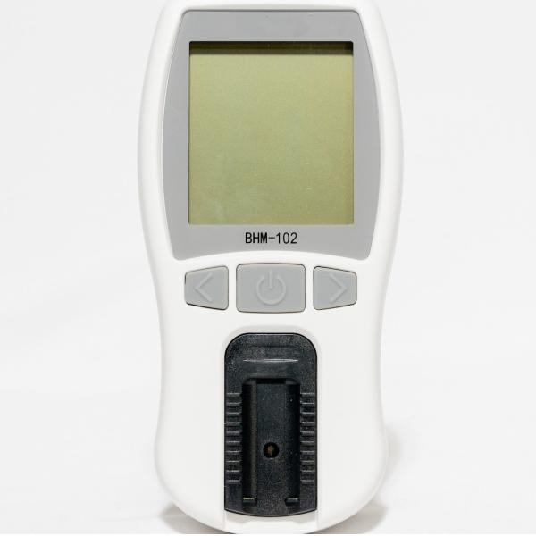 Precise Hemoglobin HCT Measurement With HZ BHM-102 Hematology Analyzer