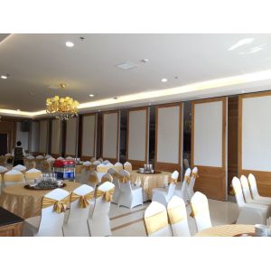 Buy cheap Soundproofing Movable Partition Wall Folding Operable Partitions For Banquet Hall product