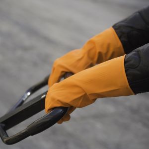 Buy cheap Beautiful Waterproof Rubber Work Gloves , Chemical Resistant Latex Gloves from wholesalers