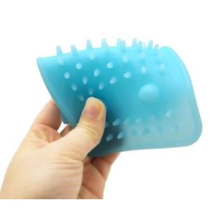 Pet Brushes 13×10×4cm 0.4cm Silicone Household Items