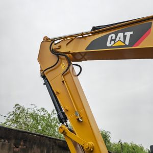 Used crawler caterpillar excavators CAT320D2 320GC /used engineering constructio