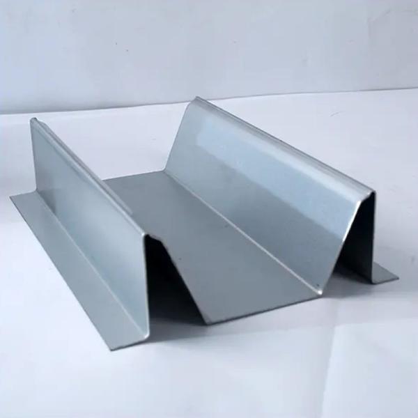 UV Resistant Non Slip Solar Drainage Channel M Shape For Roof Ground Solar