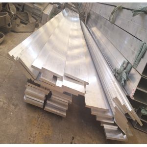 Buy cheap Rectangular 6060 6061 T6 Extruded Aluminum Alloy Bar 12m Length from wholesalers