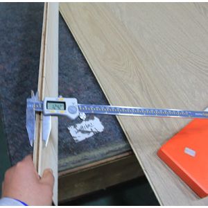 Buy cheap Oversized Wide Plank Oak Engineered Hardwood Flooring with 1/2 Inch Thickness and 1900 x 190 x 12/2MM Size from wholesalers