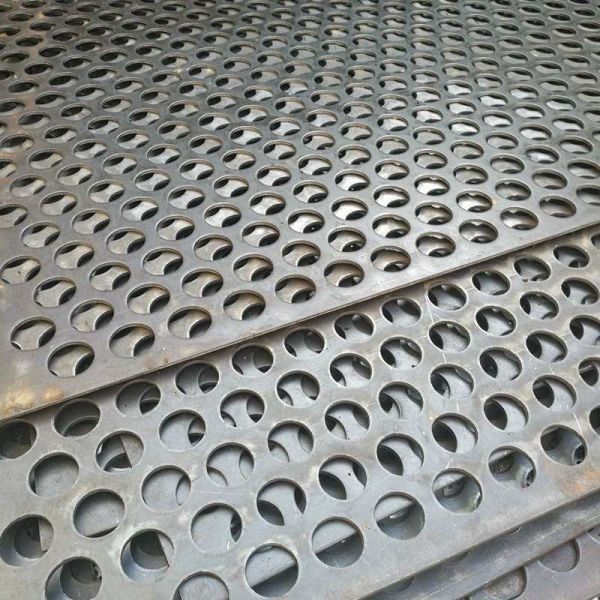 Quality Hot Dipped Galvanized Perforated Metal Mesh Speaker Grille for sale