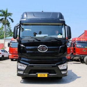 China 6x4 500hp Tractor Trailer Truck With Xichai CA6DM3-50E5 Engine And 12R22.5 Tire on sale