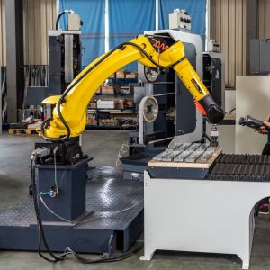 Door Handle Robot Buffing Machine Robotic Cell Metal Deburring Machine For Belt