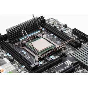 Server Intel Xeon Gold 6258R Cpu Processor 2.70 GHz 38.5MB