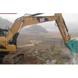 Enlarge Piston Mini Excavator Attachments , Stone Crusher Machine High Precision