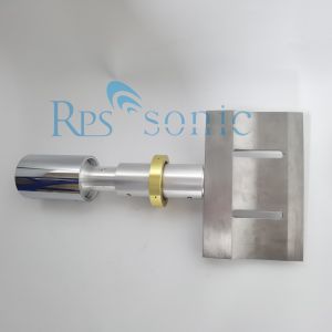 Ultrasonic Food Cake Cutting Machine 1000w With Titanium Blades