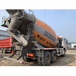 Buy cheap CCC Used Howo Trucks , 10M3 Second Hand Concrete Mixer Trucks from wholesalers
