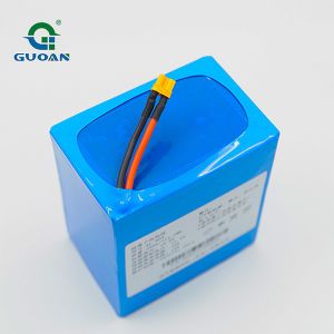 Rectangular 18650 Custom Battery Packs Multipurpose Practical