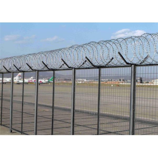 Quality Galvanized Or PVC Coated Blade Razor Barbed Wire , Concertina Barbed Wire for sale