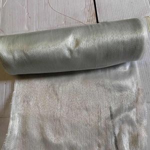 Buy cheap 550C Temperature Resistance Plain Weave Woven Fibreglass Cloth Roll product
