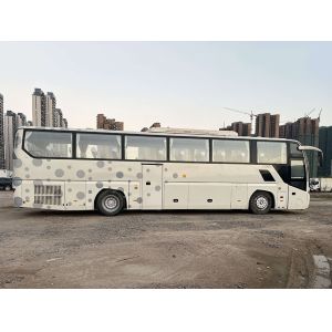 Buy cheap White Large Used Passenger Bus 47 Seats Pre Owned Bus with Manual Transmission Type from wholesalers
