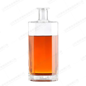Rubber Stopper Sealing Type Octagonal Flat 750ml Glass Bottle for Wine Vodka