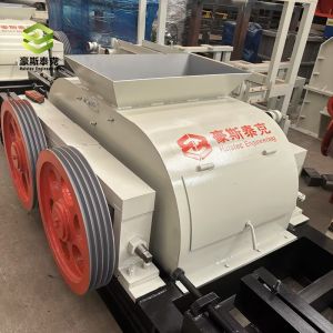 Buy cheap Auto Clay Brick Making Machine Fully Automatic 37*37 Kw Tooth Roller Crusher For Production from wholesalers