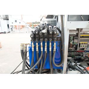 Buy cheap Easy Operation Automatic Feeding Equipment Oil Bath Feeder 380V Customized from wholesalers