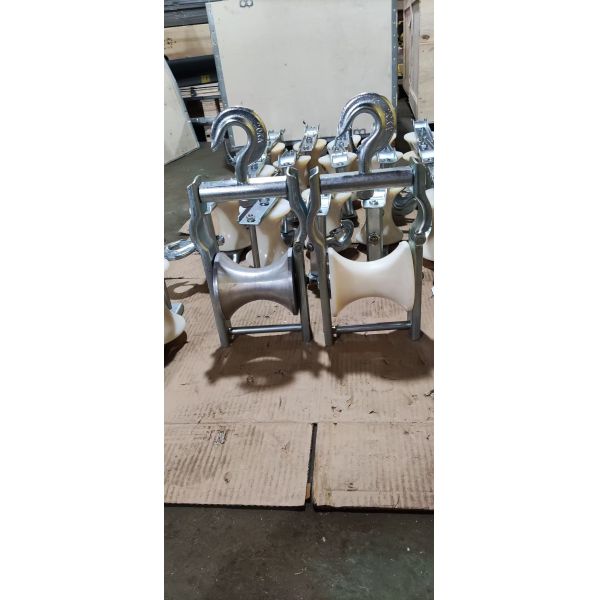 Heavy Duty Cable Pulling Roller with 120x58mm Wheel Size and High Load Capacity